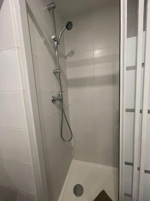 Studio Cosy Rue Alexander Taylor, Wifi, 2 Pers Pau Bagian luar foto